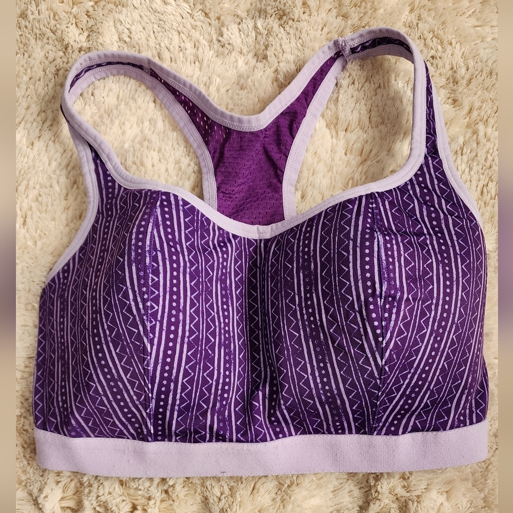 Sports bra